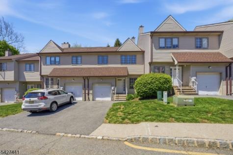 11 Deer Hill Court Boonton NJ 07005