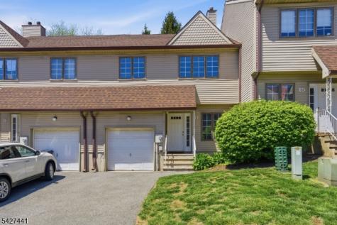 11 Deer Hill Court Boonton NJ 07005