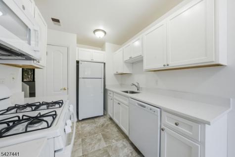 11 Deer Hill Court Boonton NJ 07005