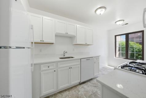 11 Deer Hill Court Boonton NJ 07005