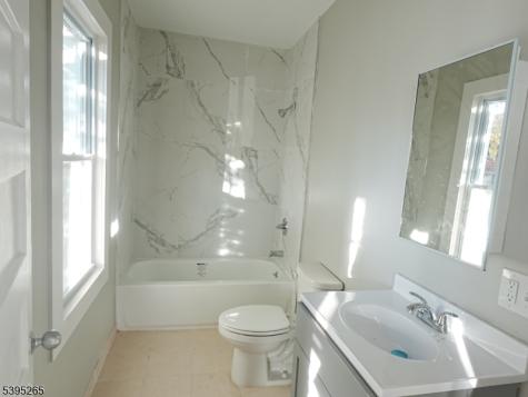 32 Elmwood Avenue East Orange NJ 07018