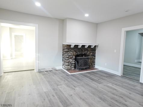 32 Elmwood Avenue East Orange NJ 07018