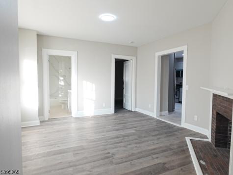 32 Elmwood Avenue East Orange NJ 07018