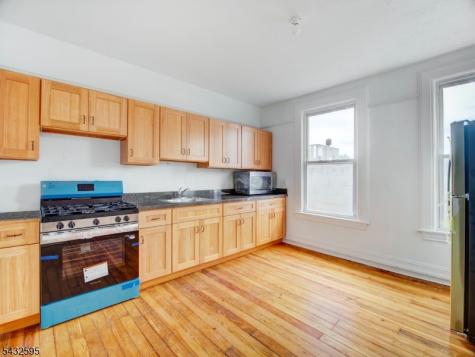 444 N Broad Street Elizabeth NJ 07208