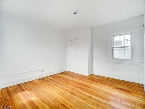 444 N Broad Street Elizabeth NJ 07208