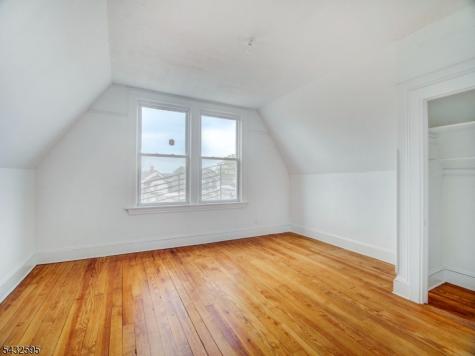 444 N Broad Street Elizabeth NJ 07208