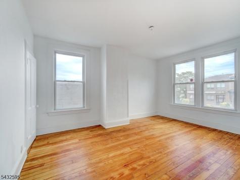 444 N Broad Street Elizabeth NJ 07208