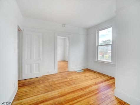 444 N Broad Street Elizabeth NJ 07208