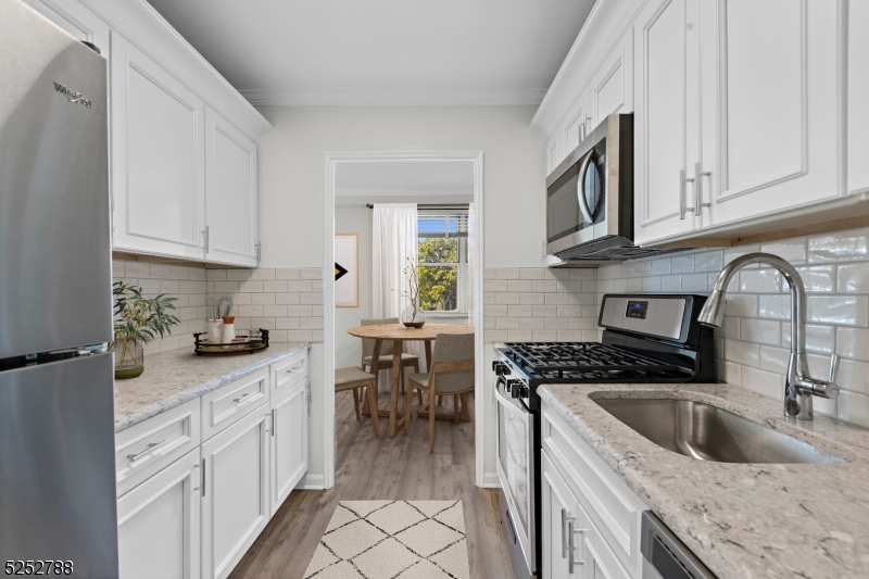 36 Hawthorne Place Montclair NJ 07042