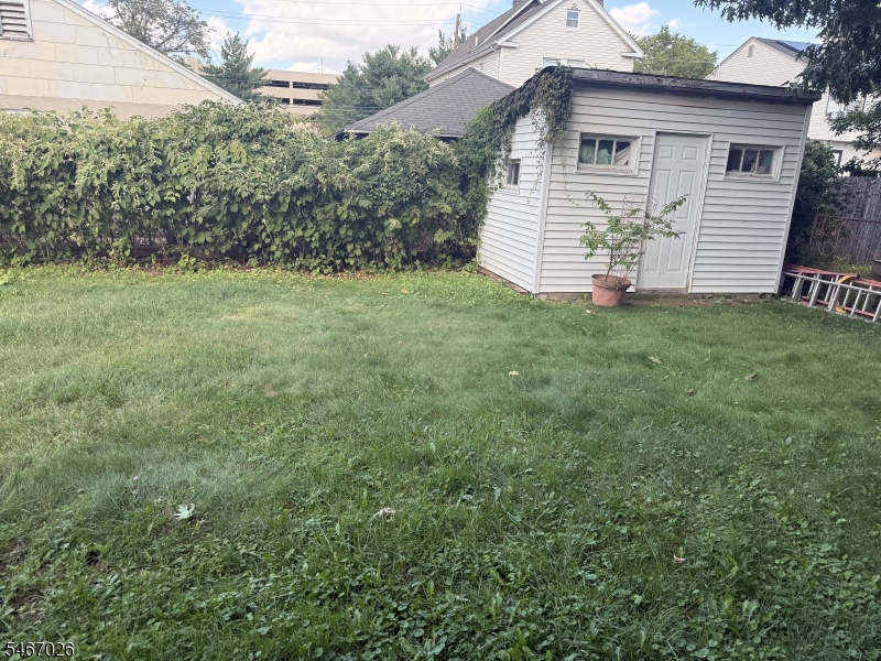 466 Teneyke Place Rahway NJ 07065