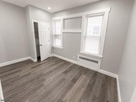 197 Hansbury Avenue Newark NJ 07112