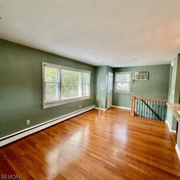 17 Pilgrim Court Bloomfield NJ 07003