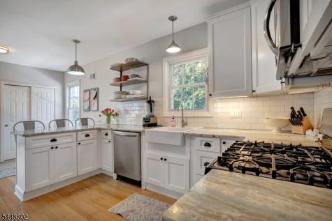 37 Brookfield Road Montclair NJ 07043