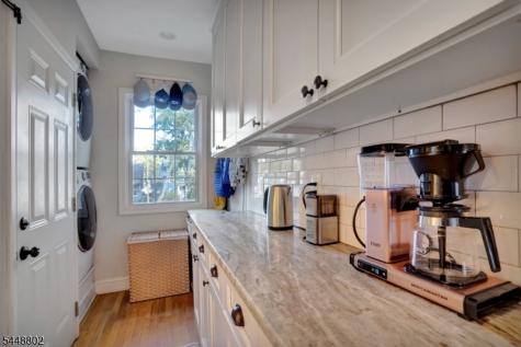 37 Brookfield Road Montclair NJ 07043