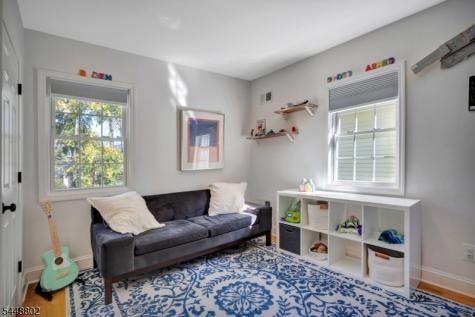 37 Brookfield Road Montclair NJ 07043