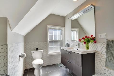 37 Brookfield Road Montclair NJ 07043