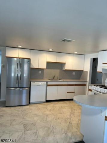 206 Ryerson Road Lincoln Park NJ 07035