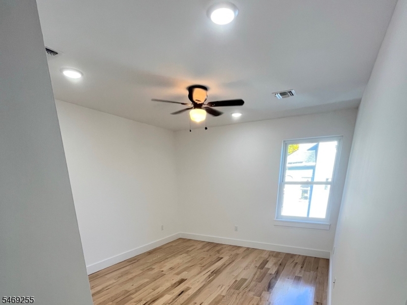303 Chilton Street Elizabeth NJ 07208
