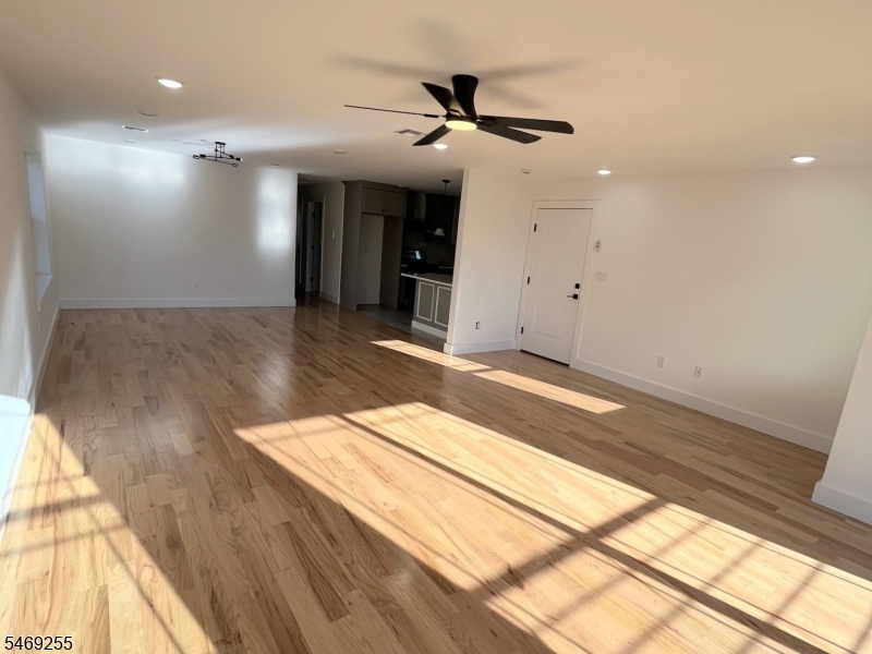 303 Chilton Street Elizabeth NJ 07208