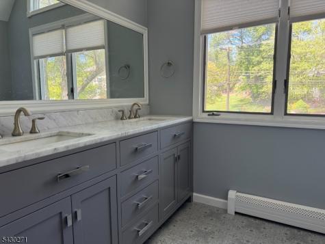 95 Hillside Avenue Livingston NJ 07039