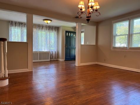 95 Hillside Avenue Livingston NJ 07039