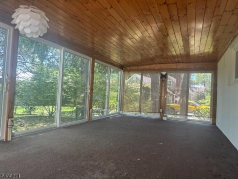 95 Hillside Avenue Livingston NJ 07039