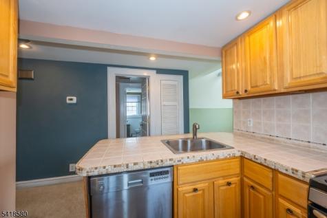 41 Beekman Street Bloomfield NJ 07003