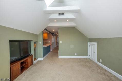 41 Beekman Street Bloomfield NJ 07003