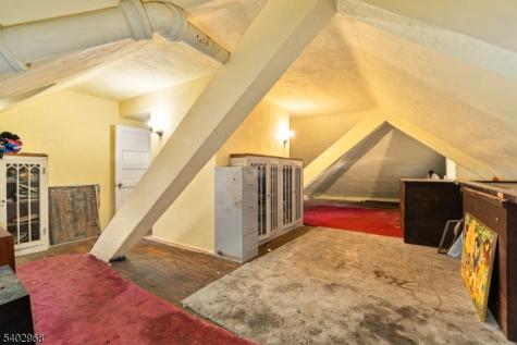 229 Ballantine Parkway Newark NJ 07104