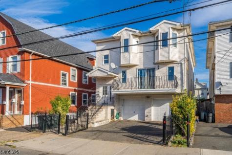 118 Race Street Elizabeth NJ 07202