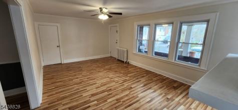102 Beaumont Place Newark NJ 07104