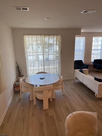 204 Honeysuckle Lane Warren NJ 07059