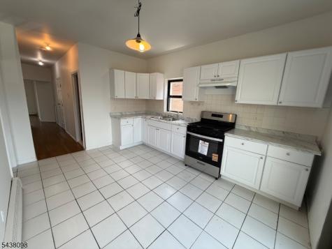 88 Garrison Street Newark NJ 07105