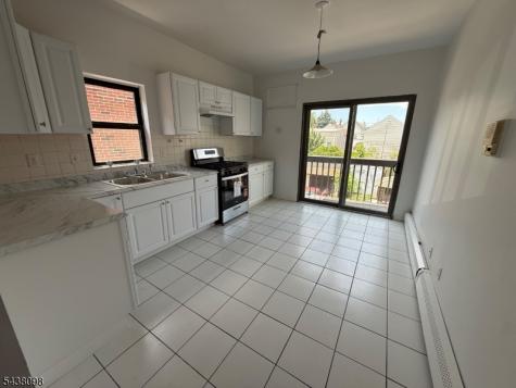 88 Garrison Street Newark NJ 07105