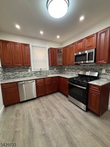 811 S 13th Street Newark NJ 07108