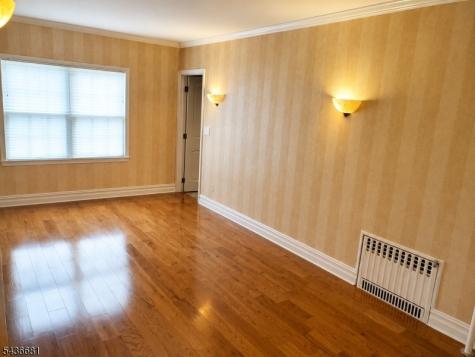 178 E Lindsley Road Cedar Grove NJ 07009