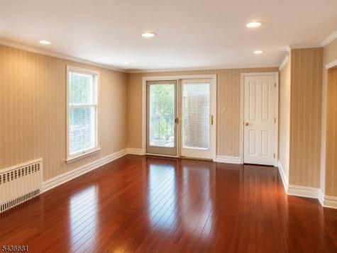 178 E Lindsley Road Cedar Grove NJ 07009