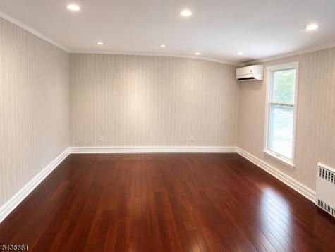 178 E Lindsley Road Cedar Grove NJ 07009