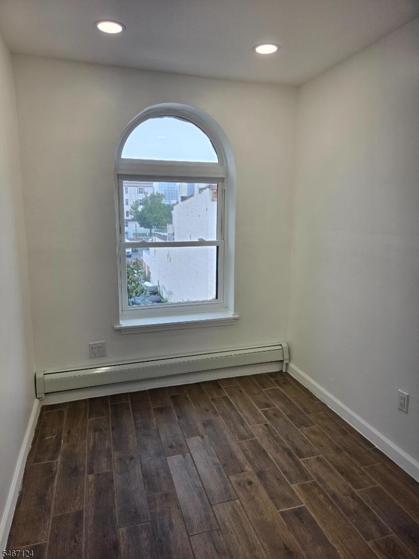 51 E Kinney Street Newark NJ 07102