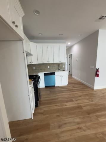 486 S 19th St 2nd Fl Newark NJ 07103