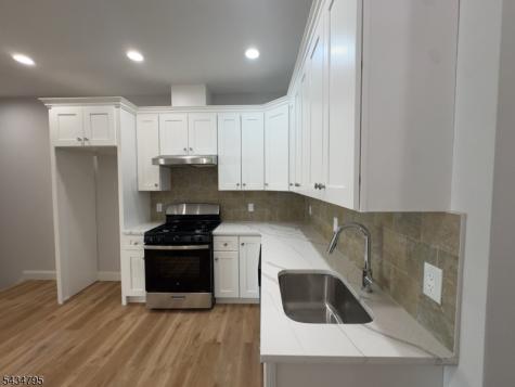486 S 19th St 2nd Fl Newark NJ 07103
