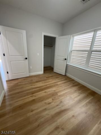 486 S 19th St 2nd Fl Newark NJ 07103