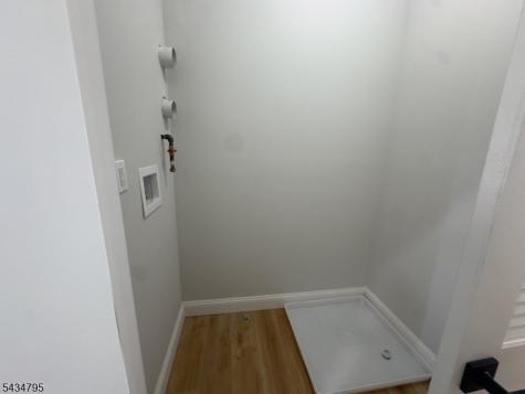 486 S 19th St 2nd Fl Newark NJ 07103