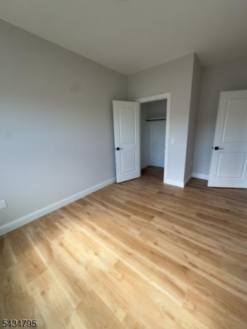 486 S 19th St 2nd Fl Newark NJ 07103