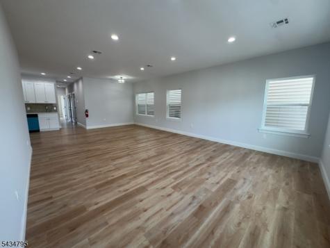 486 S 19th St 2nd Fl Newark NJ 07103