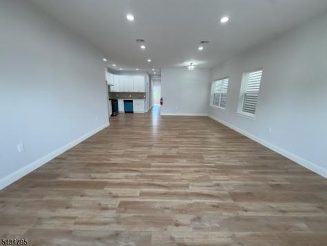 486 S 19th St 2nd Fl Newark NJ 07103