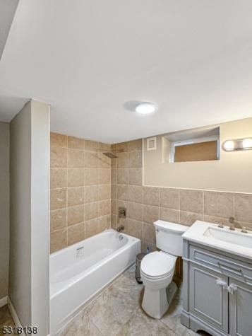 319 14TH Avenue Newark NJ 07103