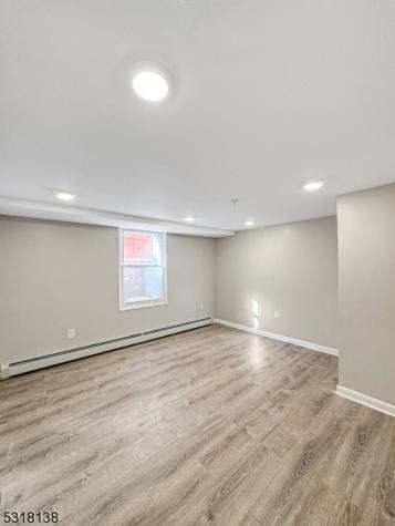 319 14TH Avenue Newark NJ 07103