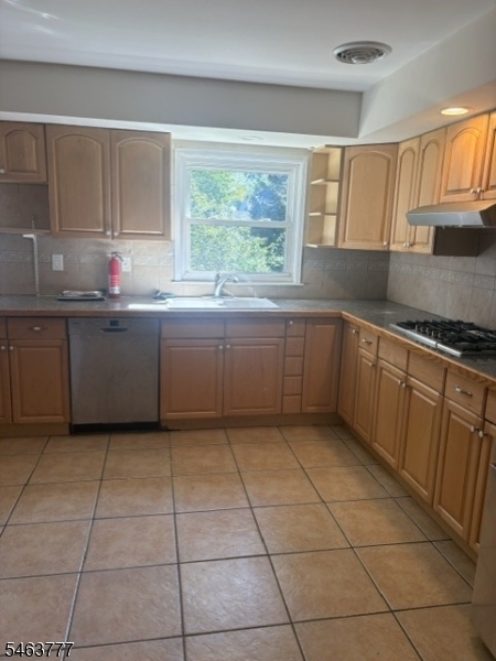 12 Gordon Court Bloomfield NJ 07003