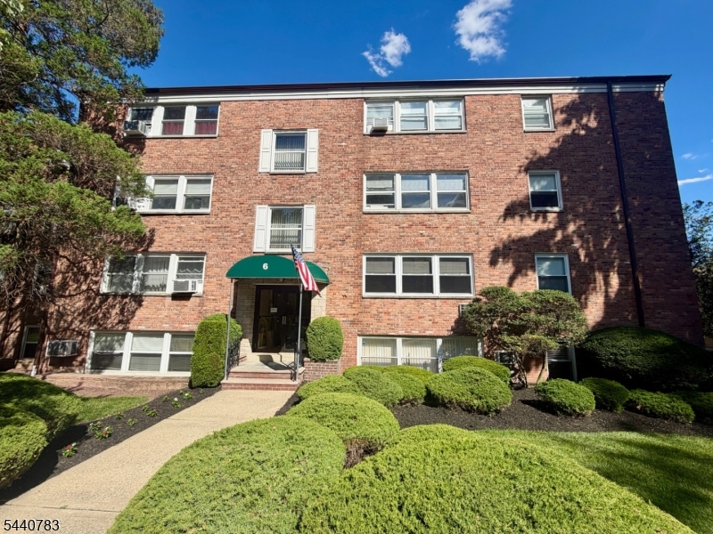 6 Hillside Ave C0204 Nutley NJ 07110